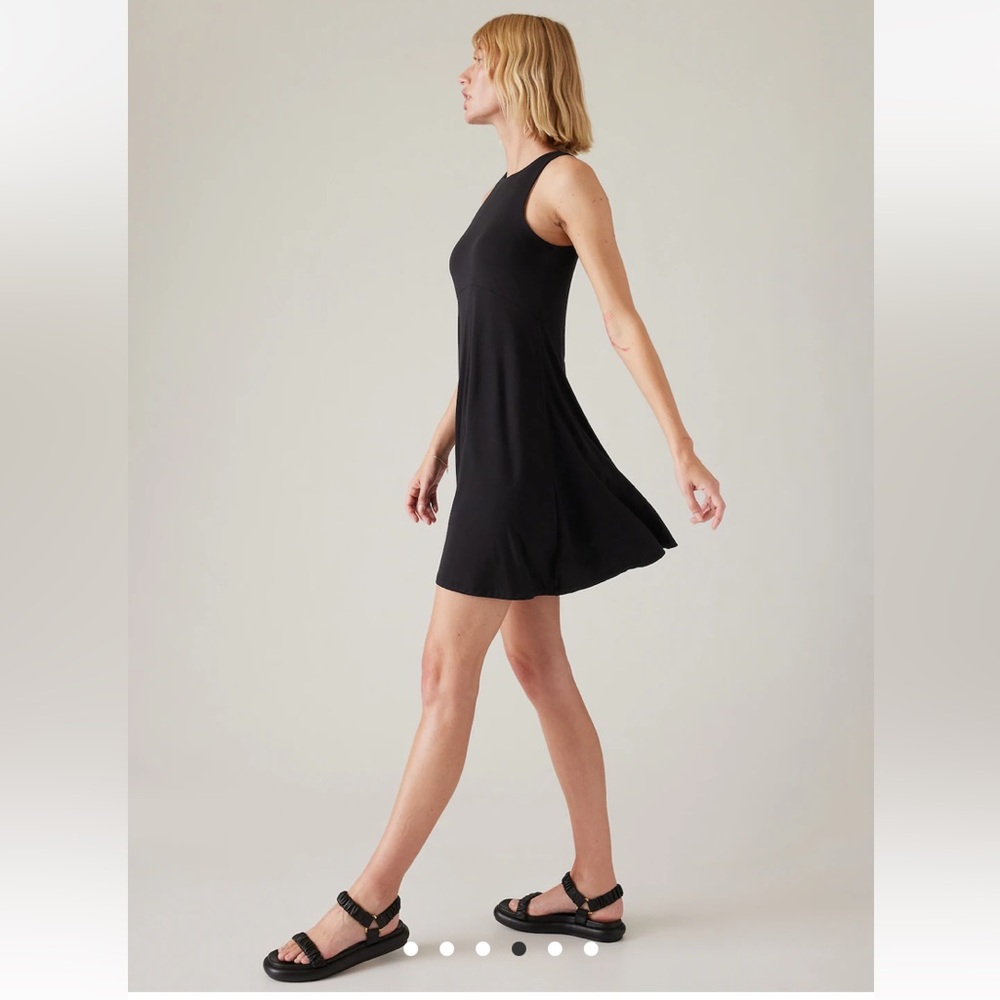 Athleta dress EUC black XS